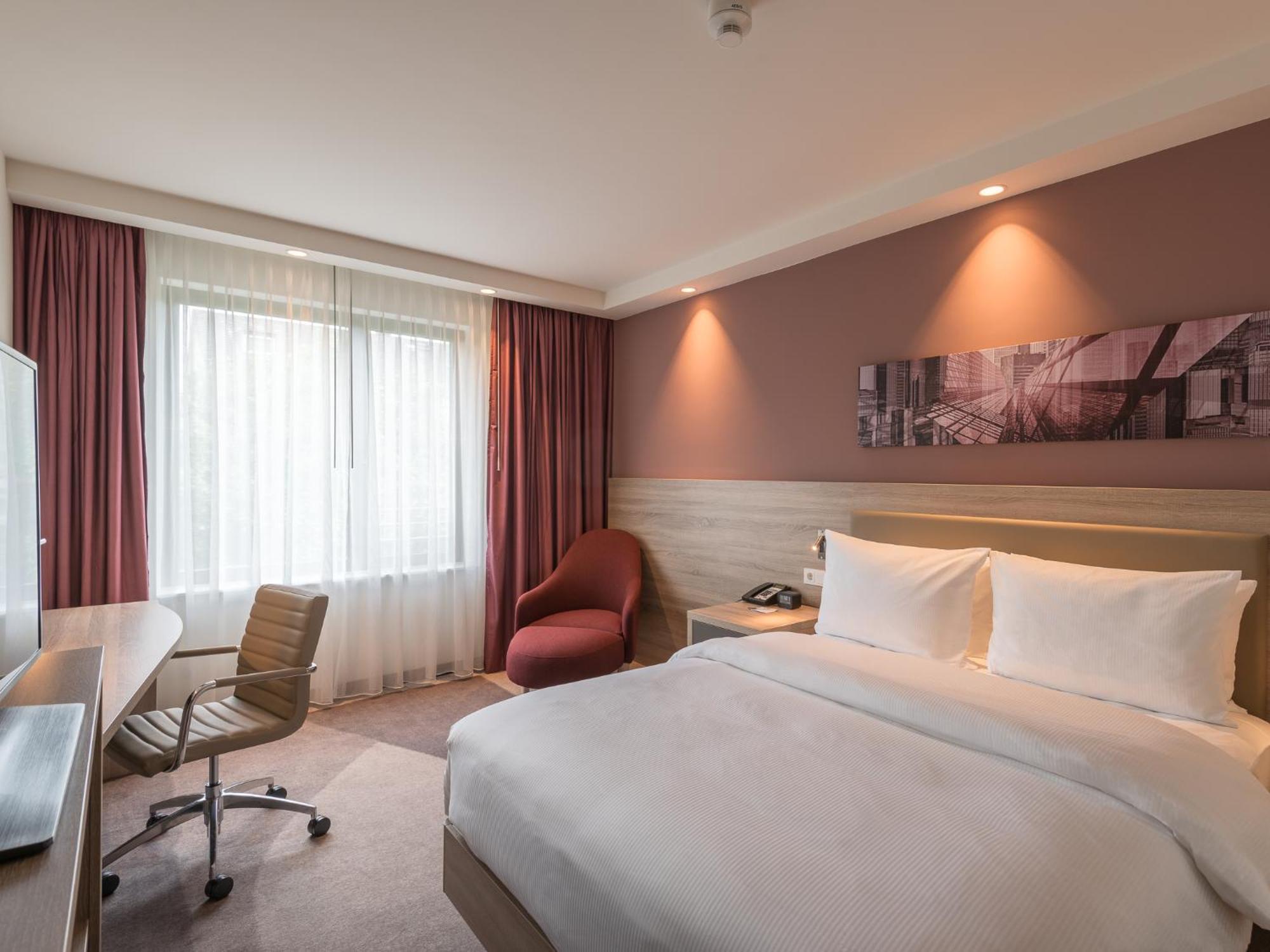 Hampton By Hilton Frankfurt City Centre East Frankfurt am Main Bagian luar foto