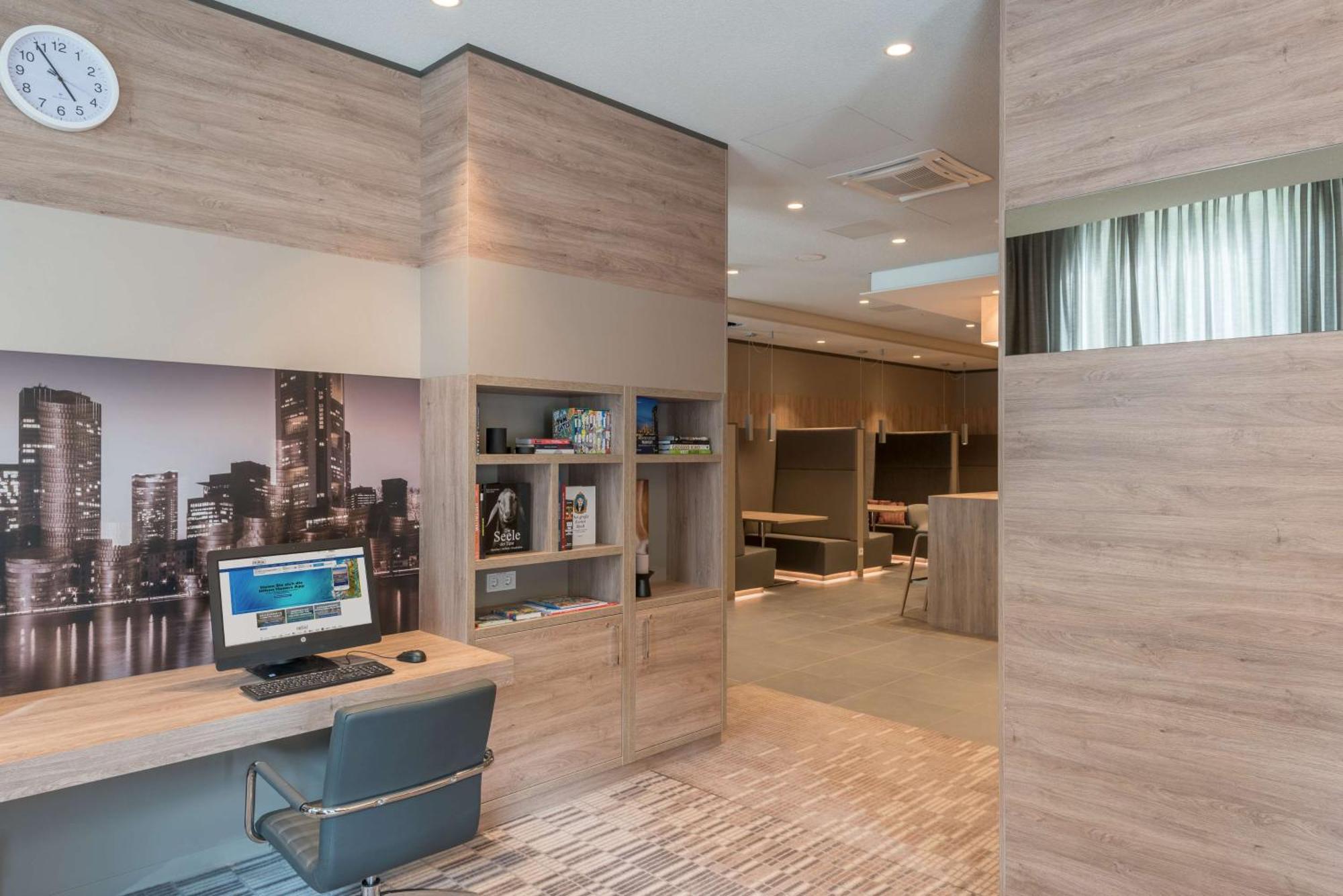 Hampton By Hilton Frankfurt City Centre East Frankfurt am Main Bagian luar foto