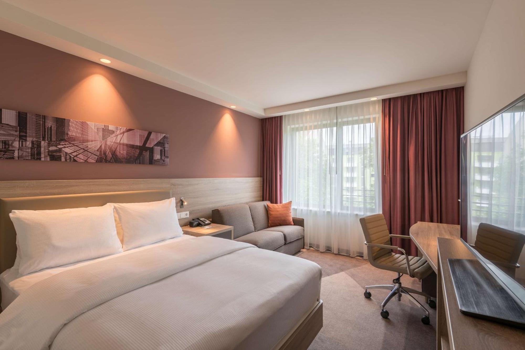 Hampton By Hilton Frankfurt City Centre East Frankfurt am Main Bagian luar foto