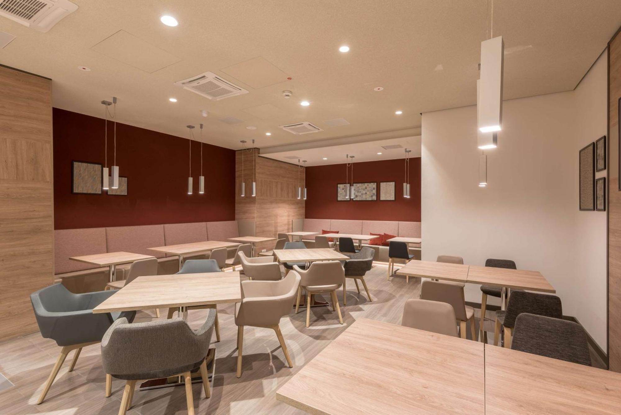 Hampton By Hilton Frankfurt City Centre East Frankfurt am Main Bagian luar foto