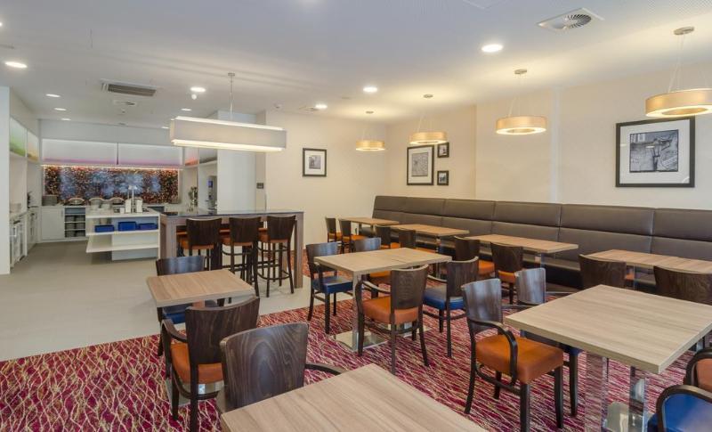 Hampton By Hilton Frankfurt City Centre East Frankfurt am Main Bagian luar foto